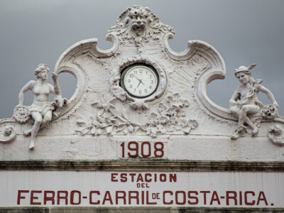 Detalle del Ferrocarril de Costa Rica tan expresivo, que no necesita presentación. 