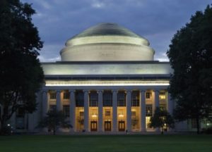 MIT es una de las mejores 500 universidades a nivel mundial que, según el Micitt, contemplan las becas con el propósito de mejorar la competitividad tecnológica del país.